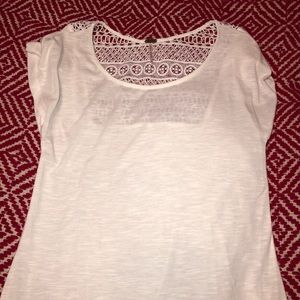 Short sleeve shirt with cut out back